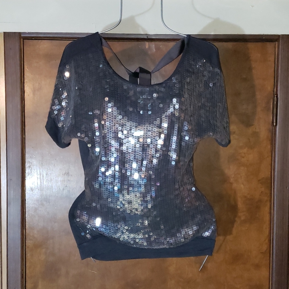 Studio Y Women's Dark Grey Sequin Top Sz. Small